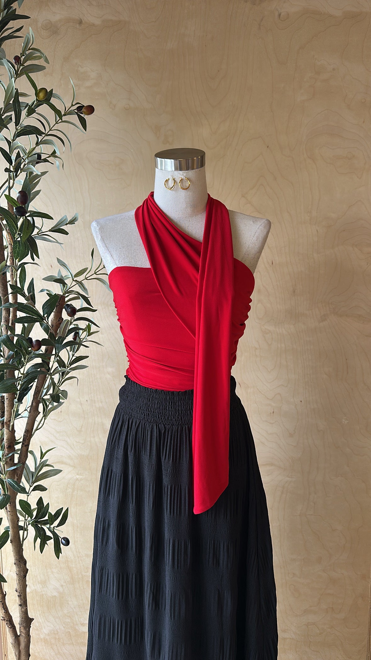 SPRING PRELUDE COLLECTION JESS & ZURI SPRING PRELUDE COLLECTION JESS & ZURI