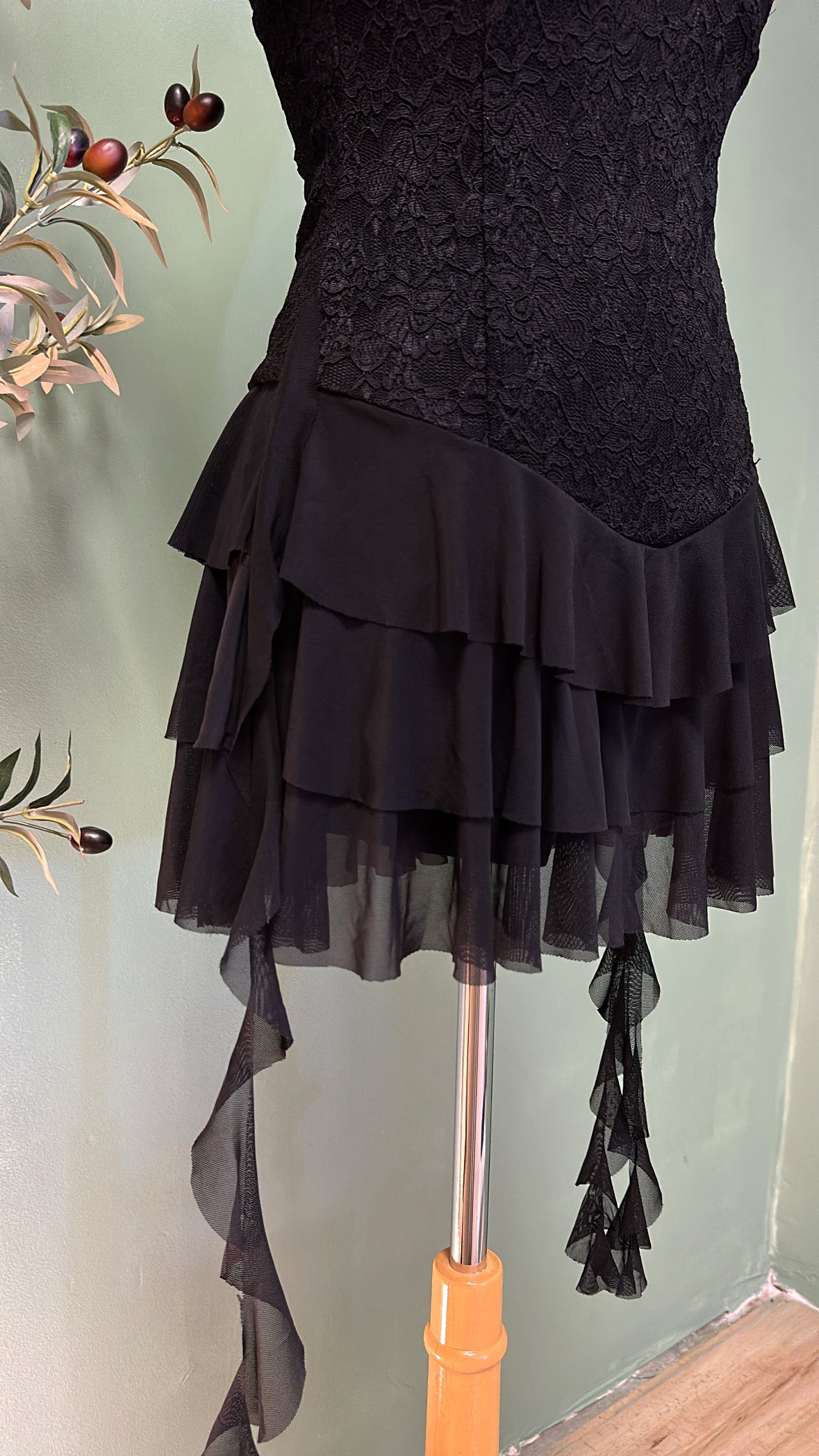 PERO NO TE ENAMORES DRESS