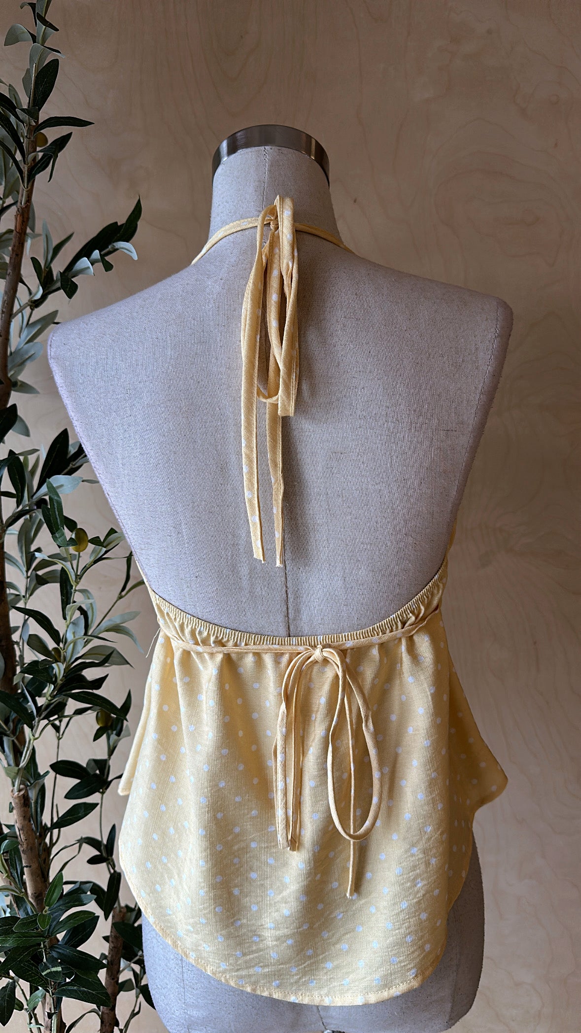 FEELING SPRINGY TOP IVORY