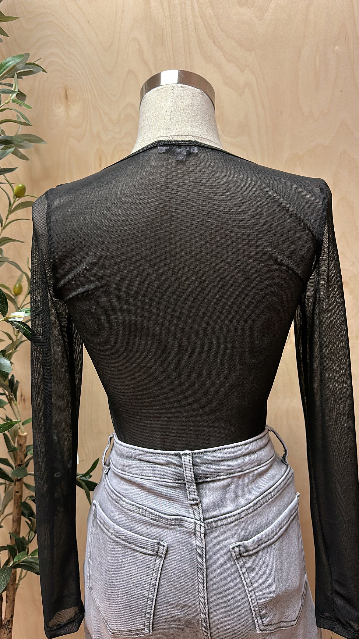 DAÑO LACE TOP