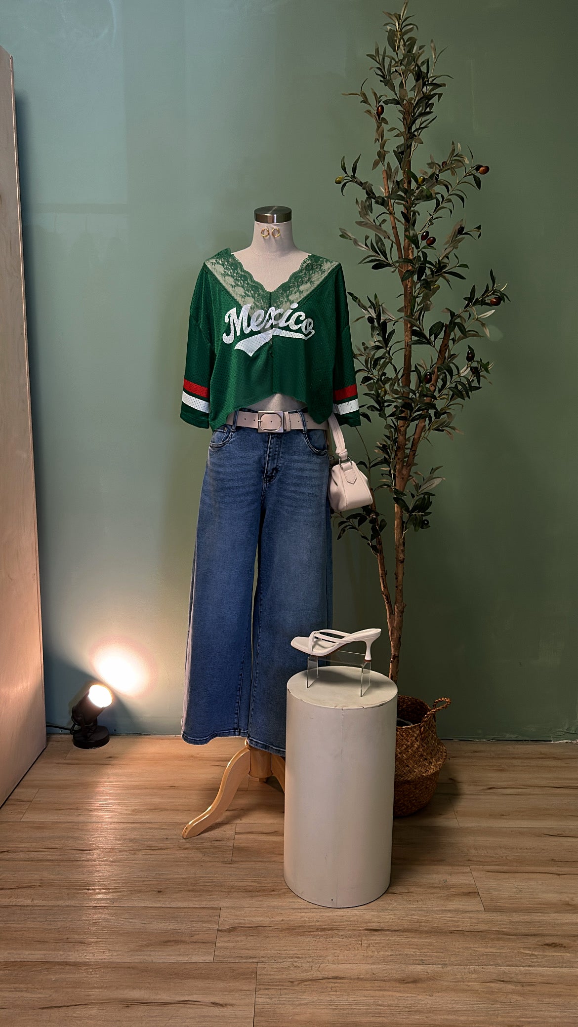 FAMILIA, FUTBOL, & MÉXICO CROPPED JERSEY