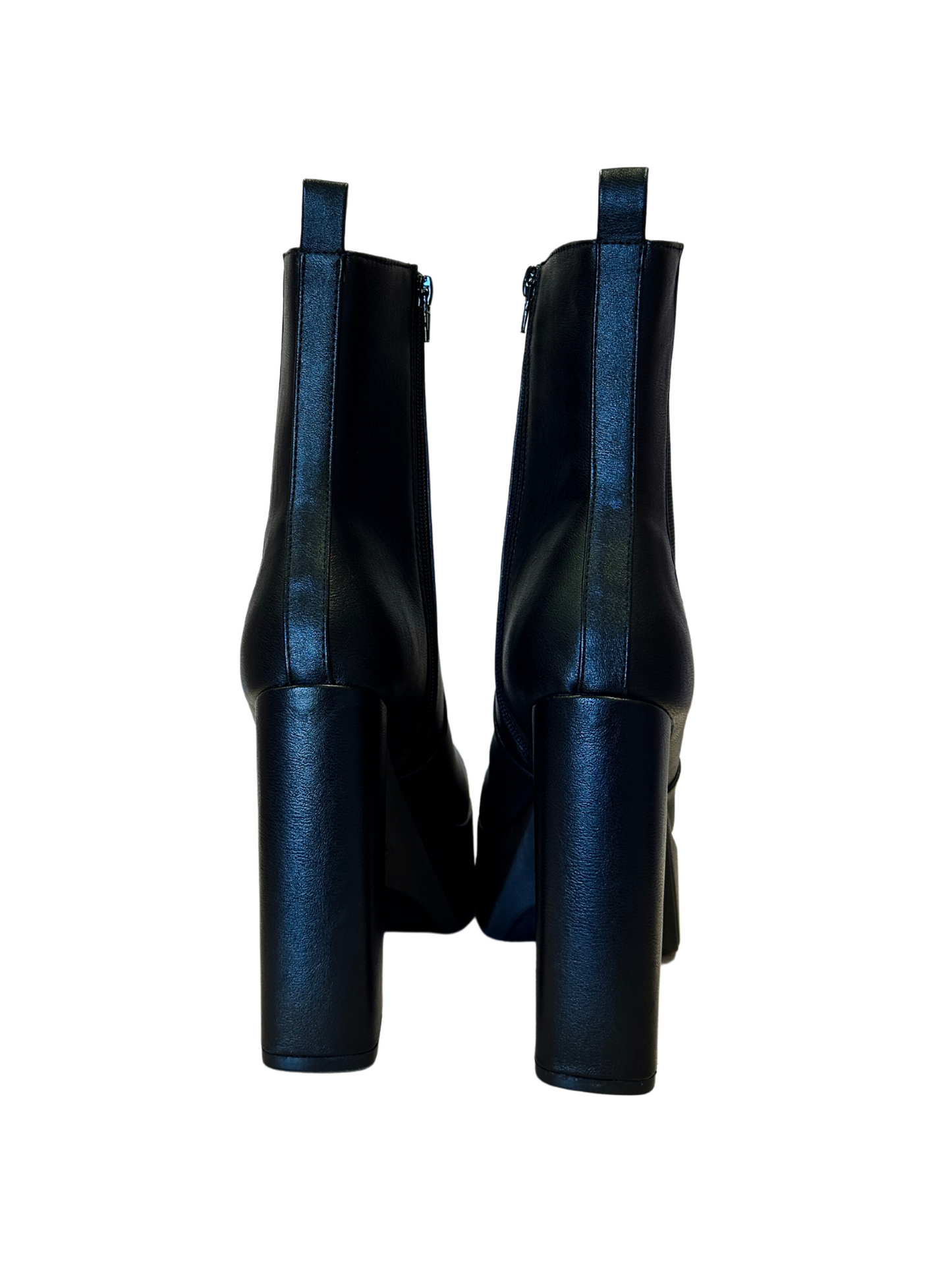 BICHOTA PLATFORM BOOTIES