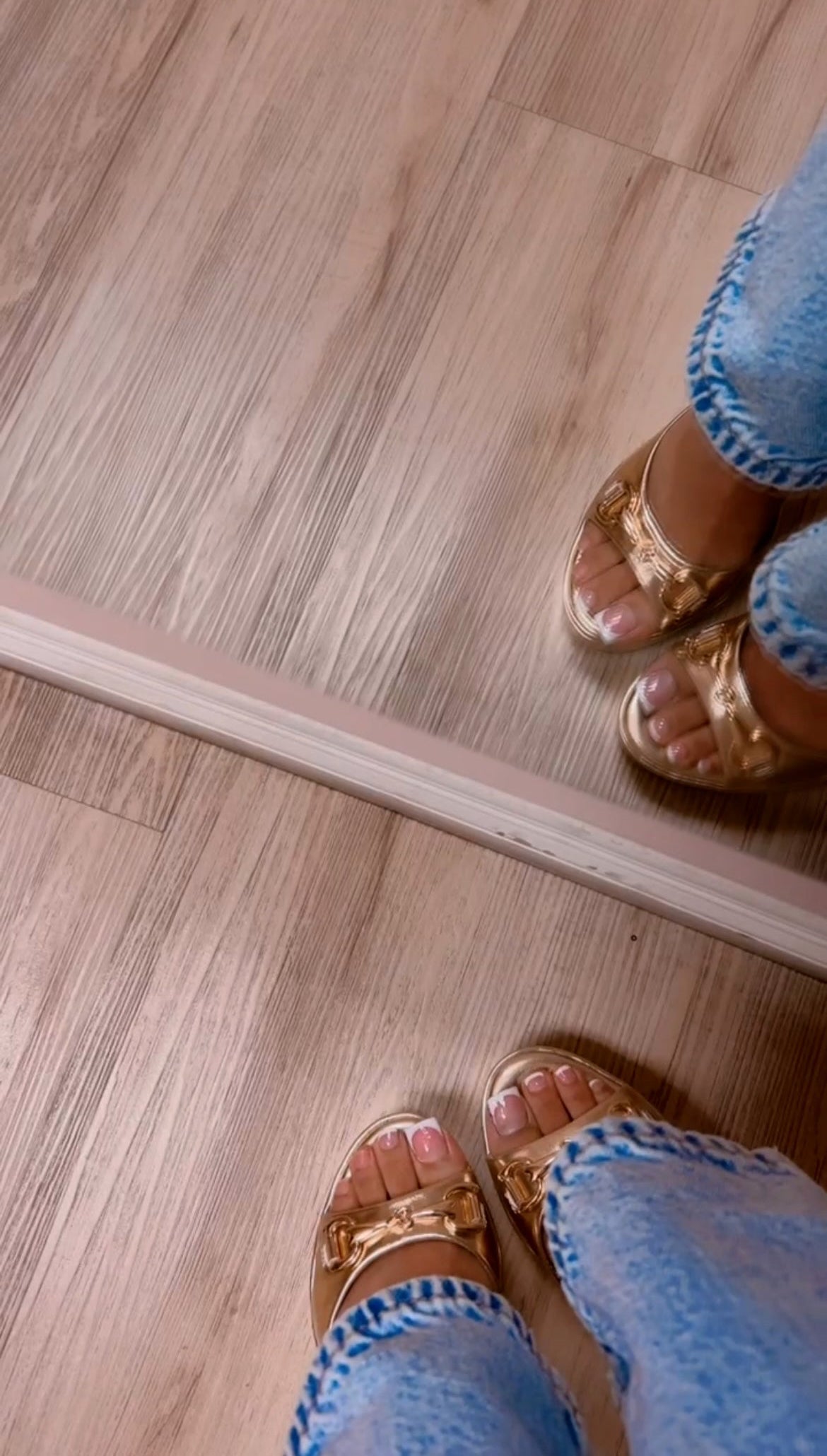 JULIETA ANKLE STRAP PLATFORMS