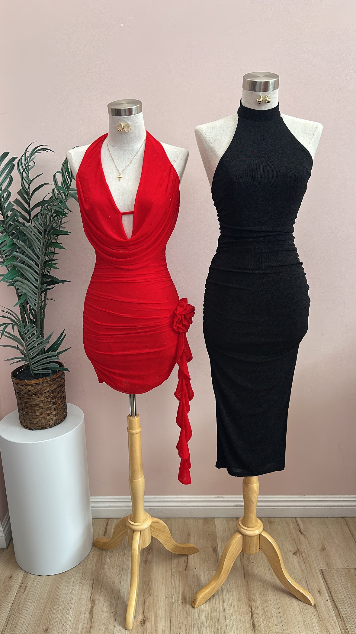TU CON EL RUFFLE DRESS