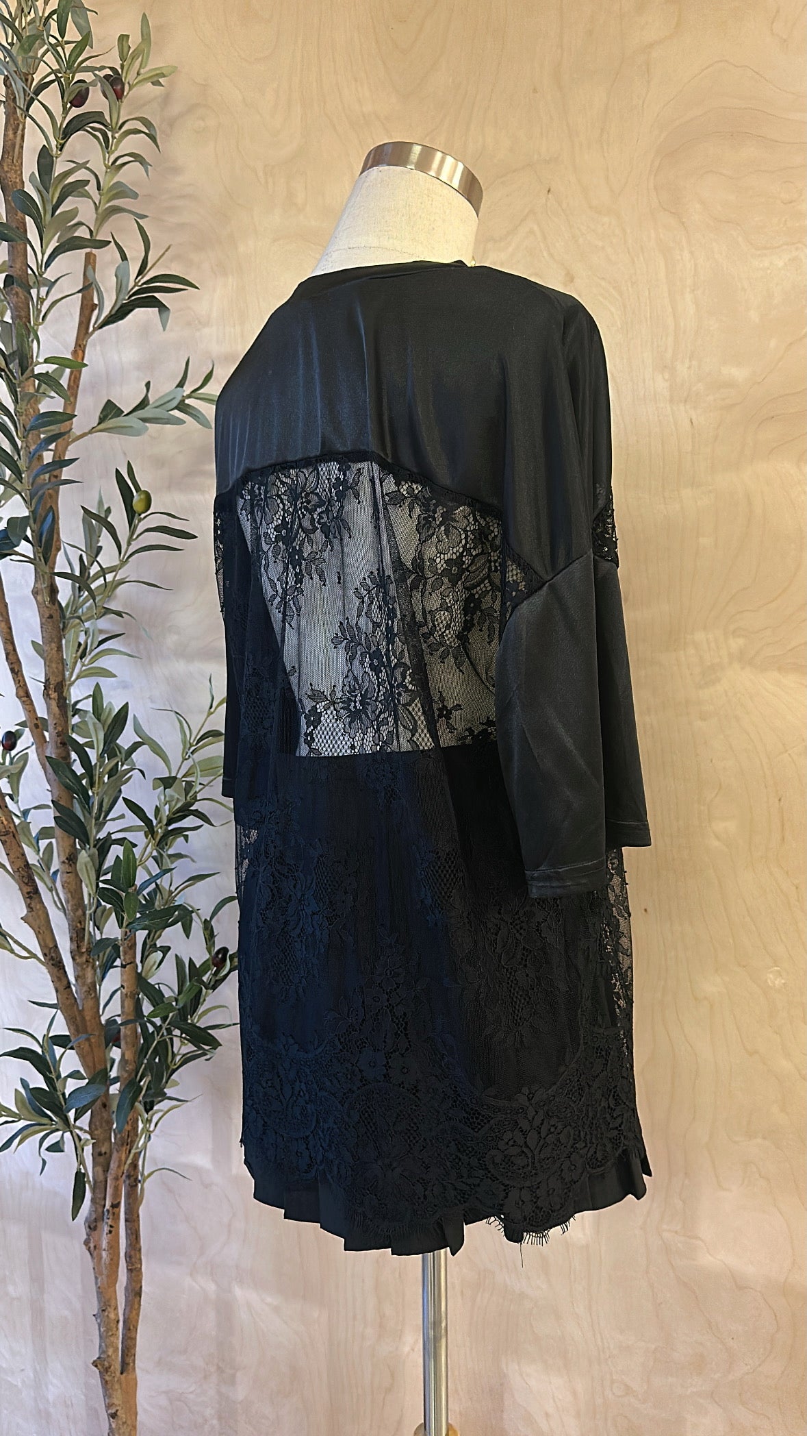 Luther Lace Jersey