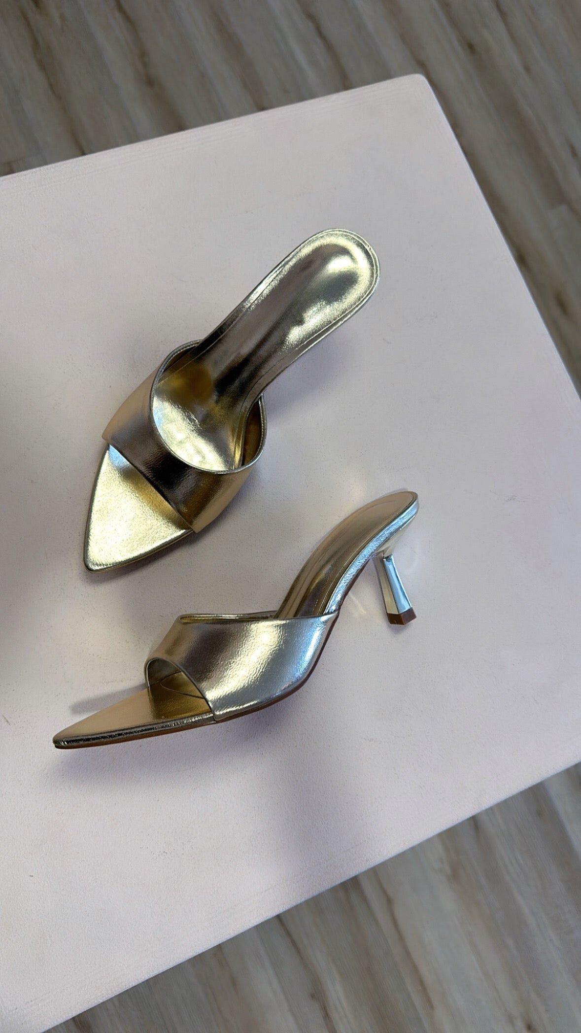 KATY POINTED TOE MID HEELS