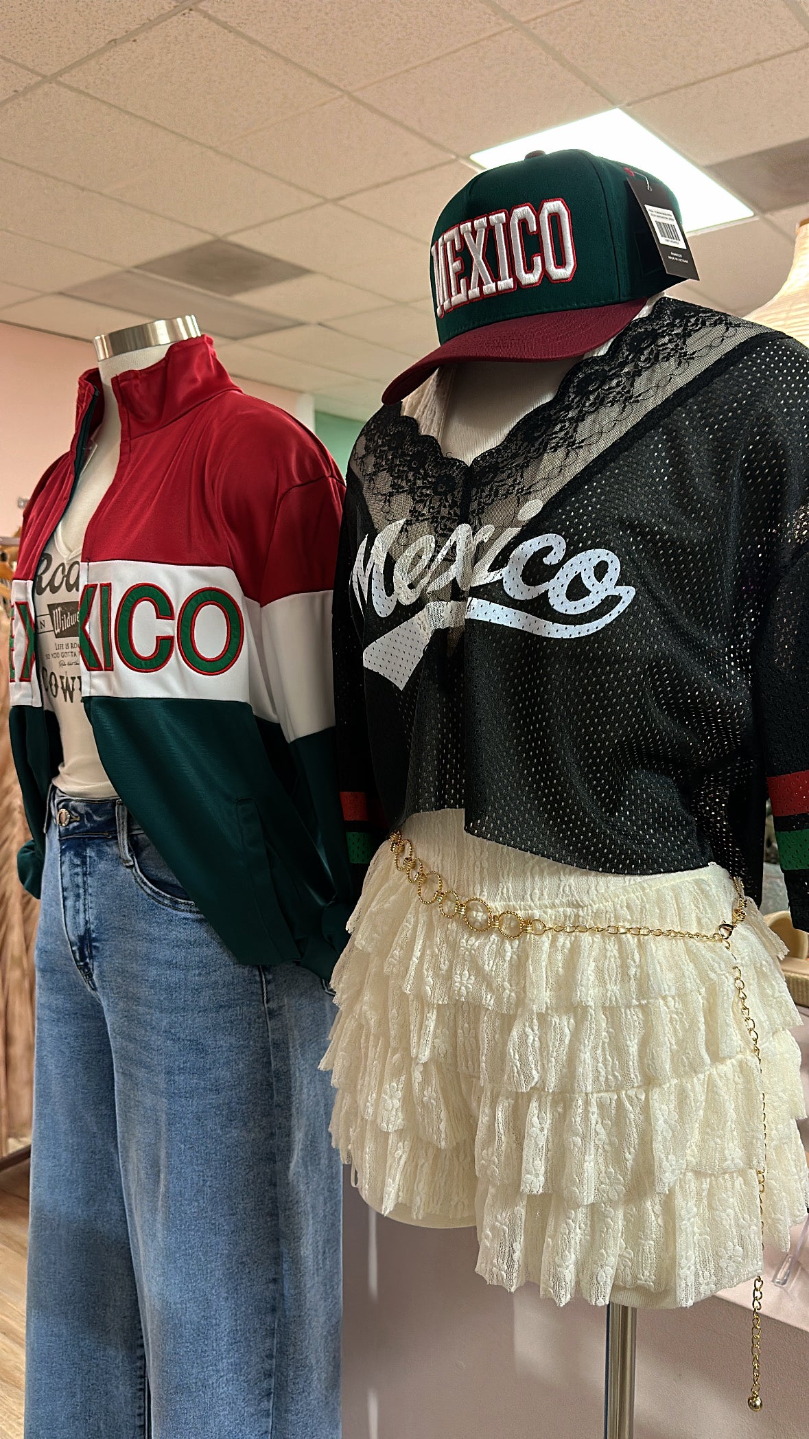 FAMILIA, FUTBOL, & MÉXICO CROPPED JERSEY