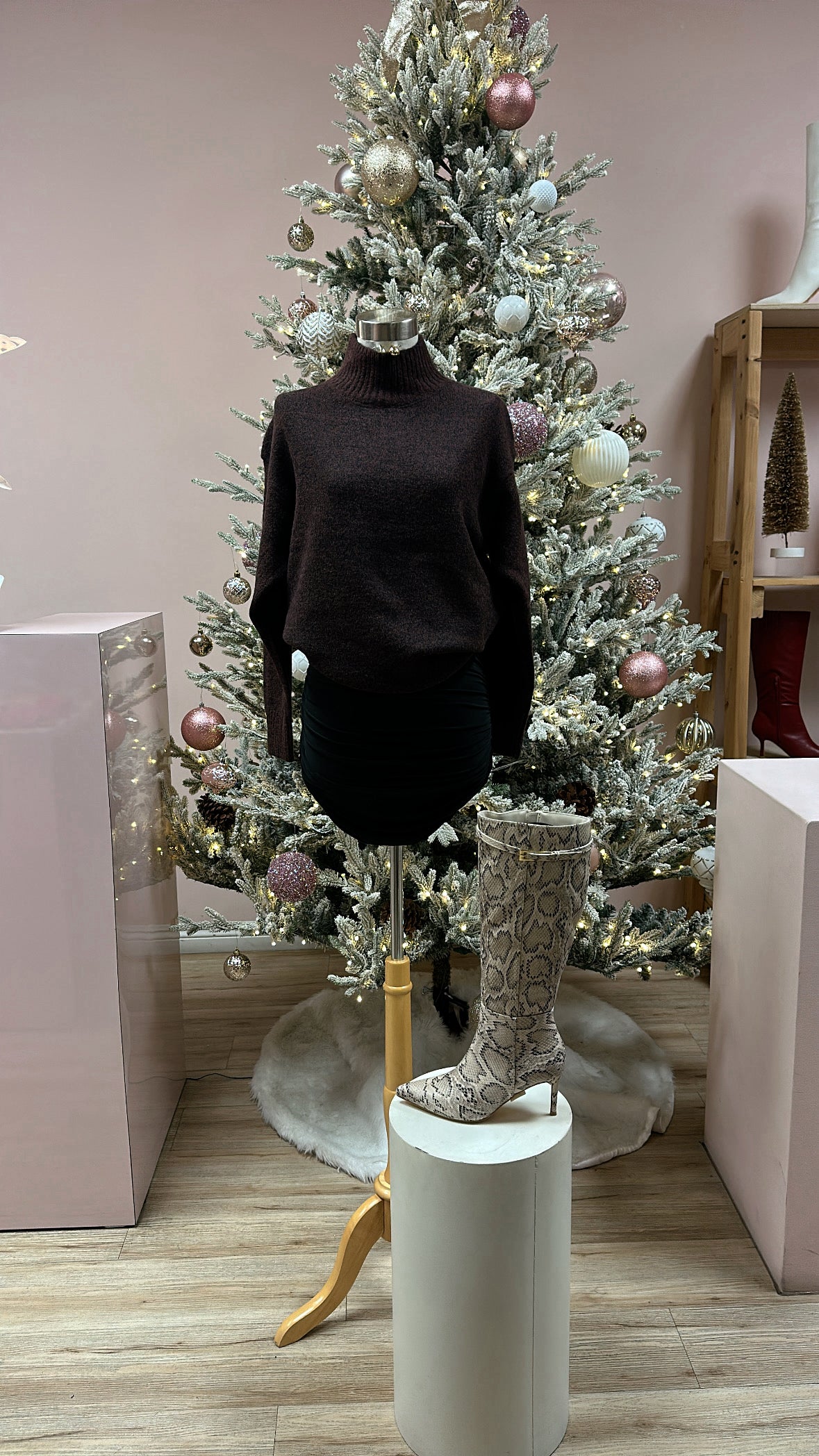 SOFT & FESTIVE SKIRT