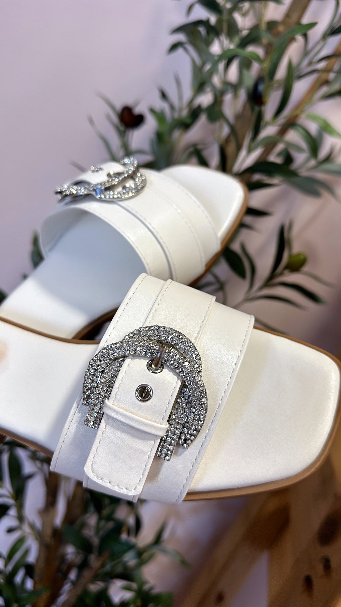 GRECIA GLITZY LARGE BUCKLE SLIDES
