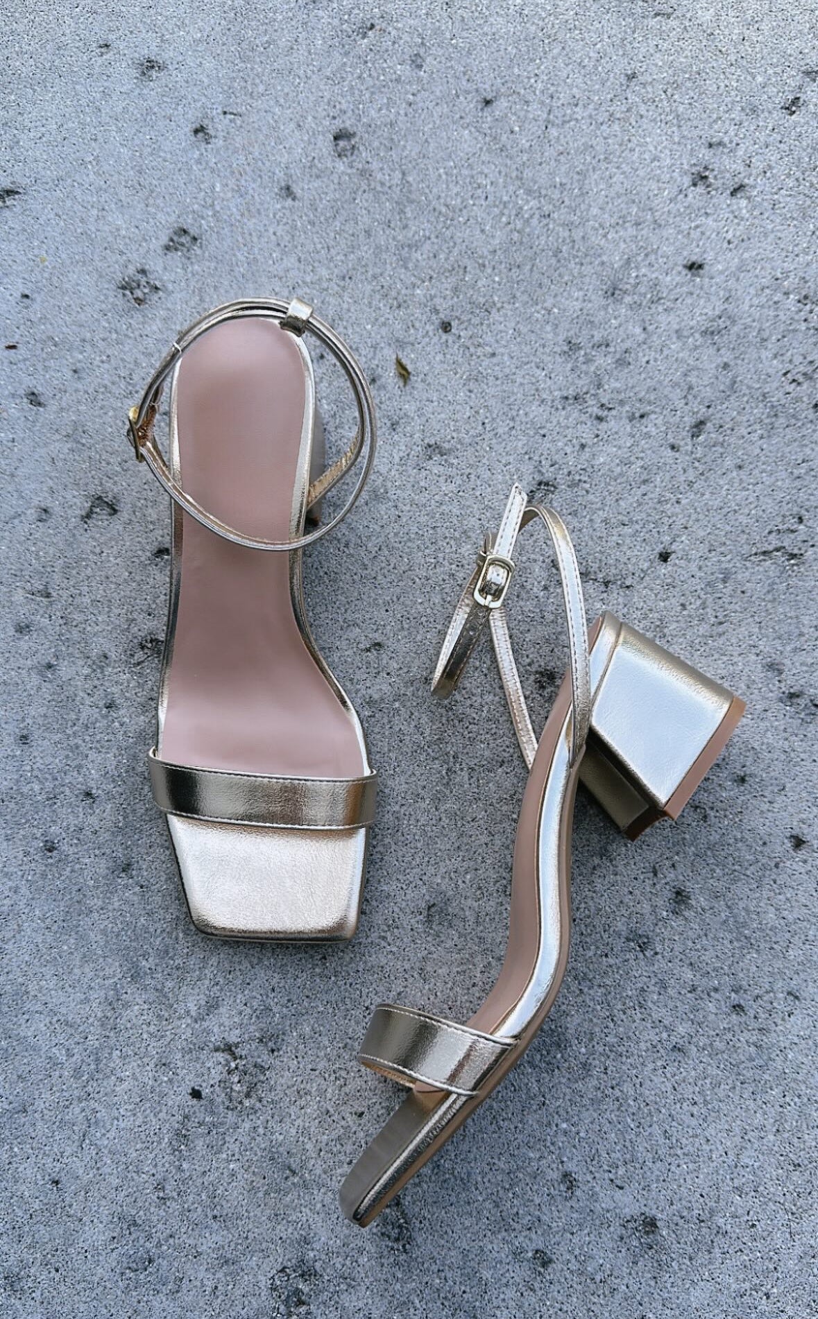 ALEXX SQUARE TOE BLOCK HEEL SANDALS