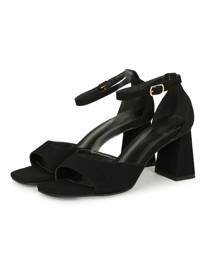 ARALYN SQUARE TOE ANKLE STRAP SANDALS