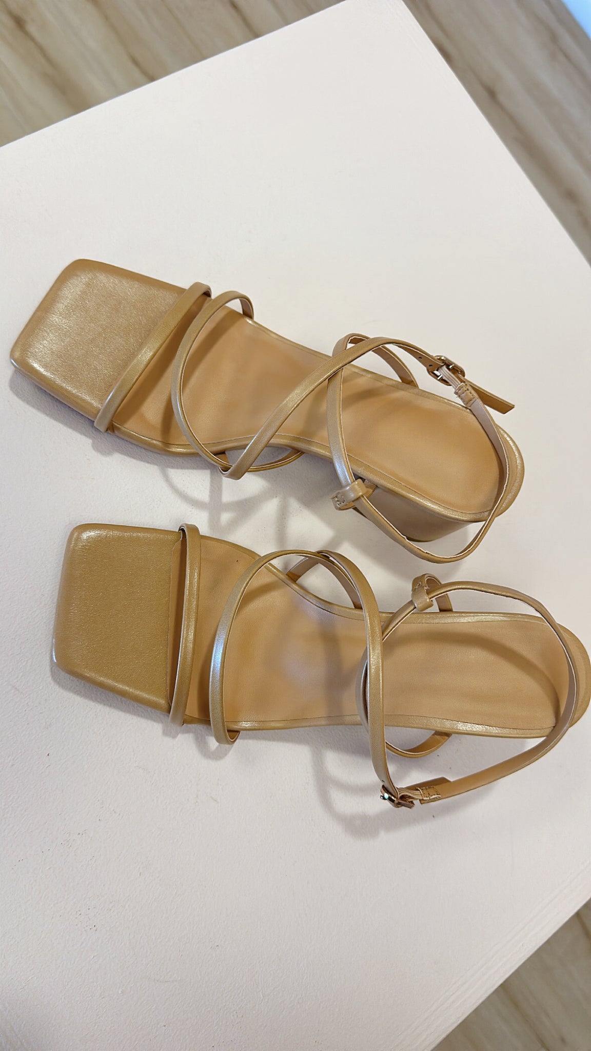 BLOCK HEEL SANDALS