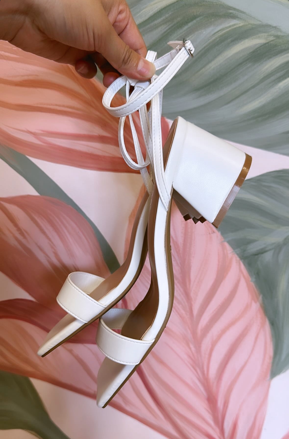 ALEXX SQUARE TOE BLOCK HEEL SANDALS
