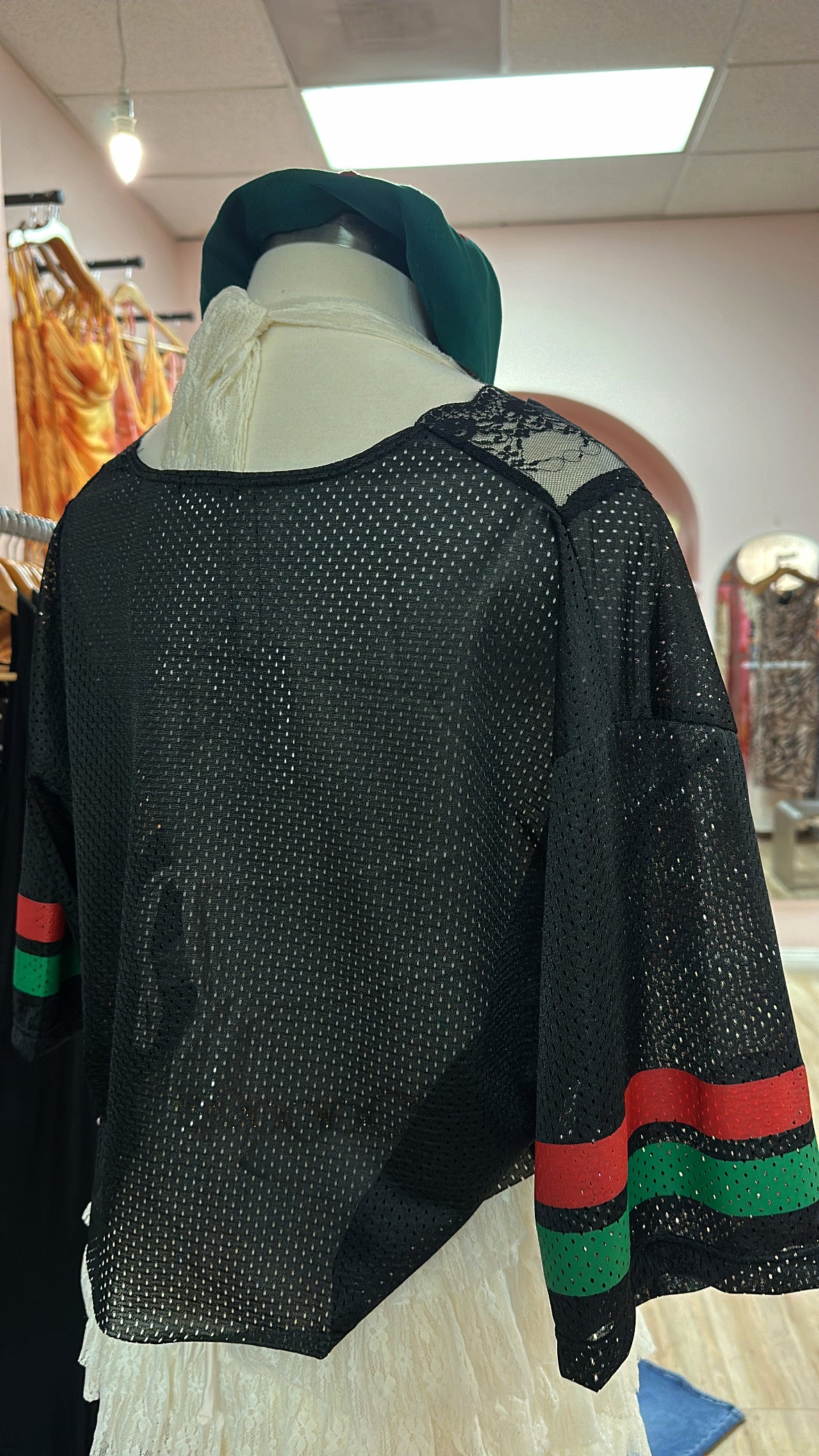 FAMILIA, FUTBOL, & MÉXICO CROPPED JERSEY