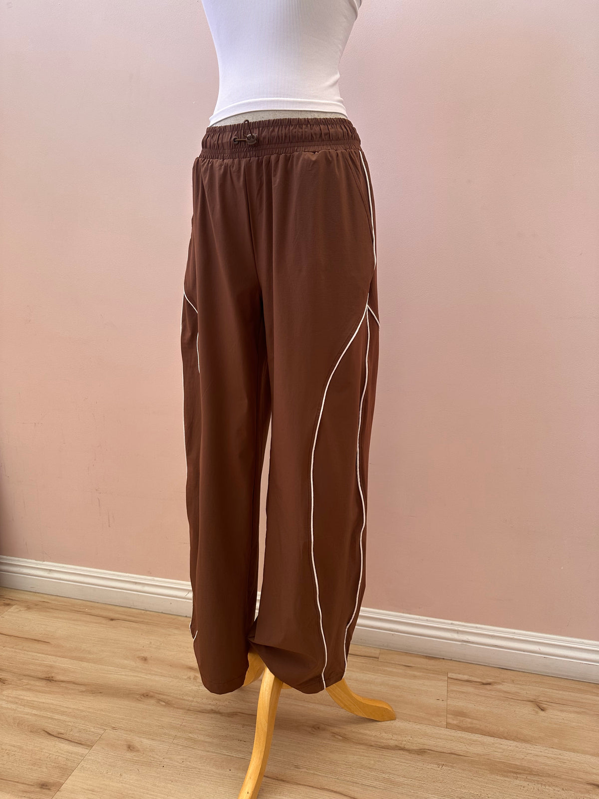 LOUNGE TO IMPRESS PANTS RUST