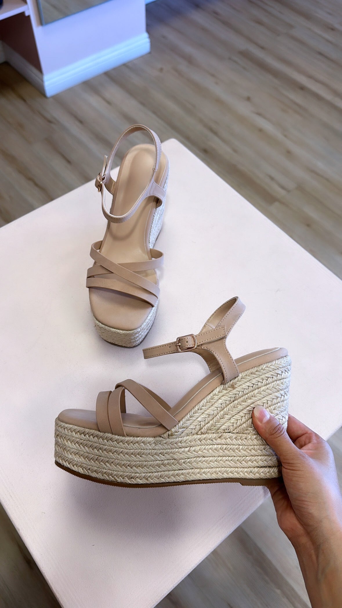 MIREYA RAFFIA WEDGES