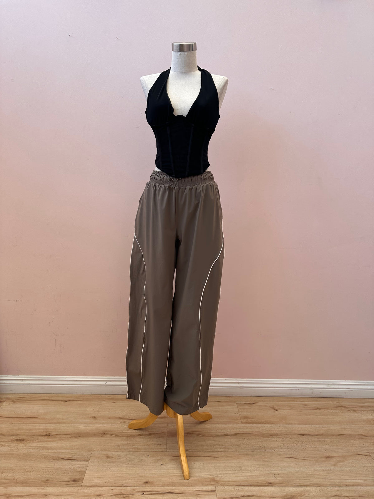 LOUNGE TO IMPRESS PANTS TAUPE