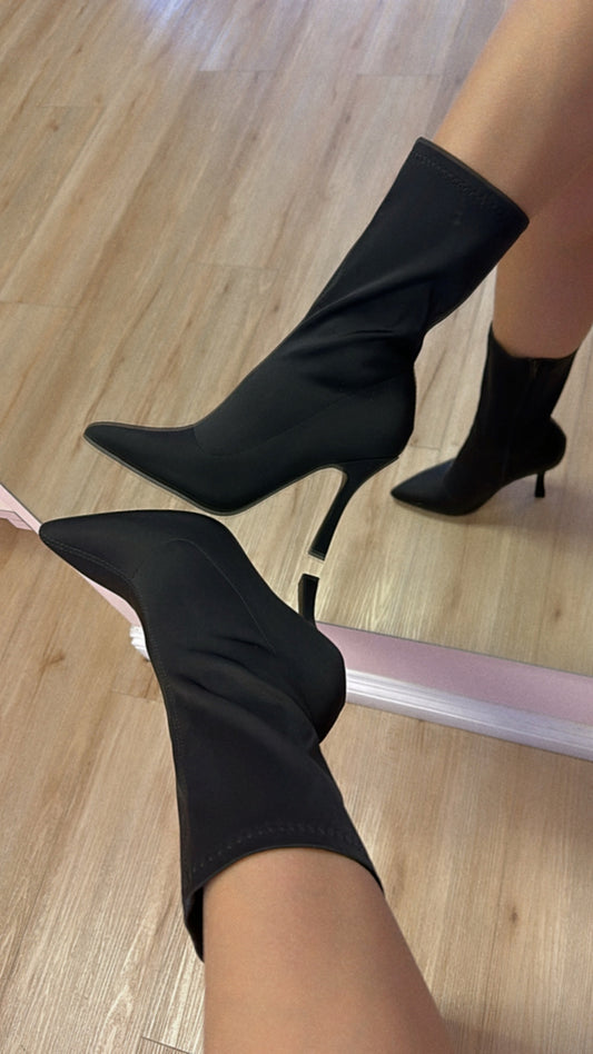 CASSIE POINTED TOE STILETTO SOCK BOOTIES