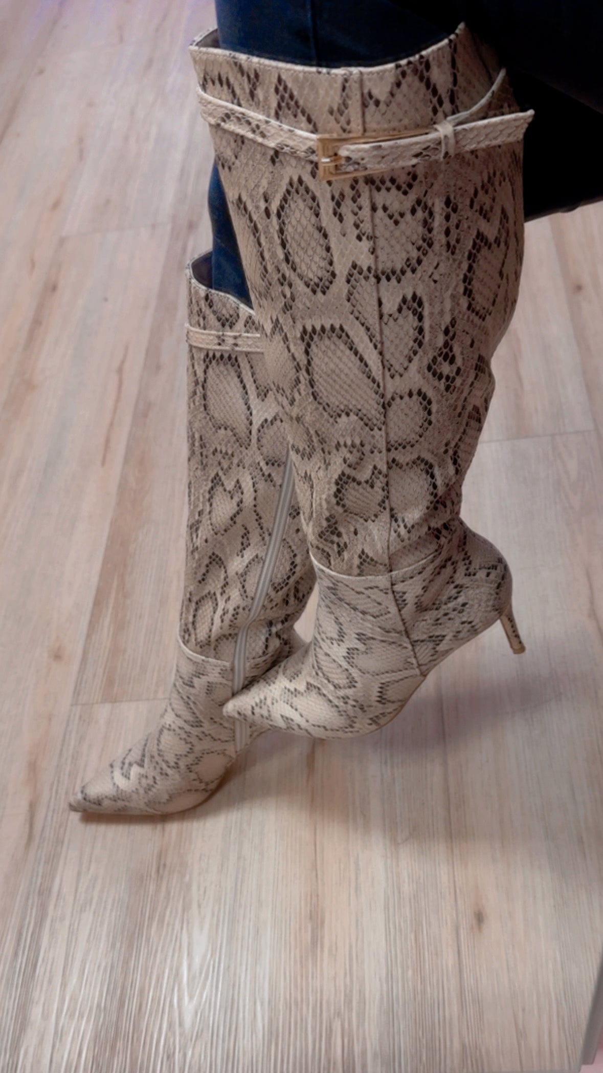 KIM POINTED TOE BOOTS