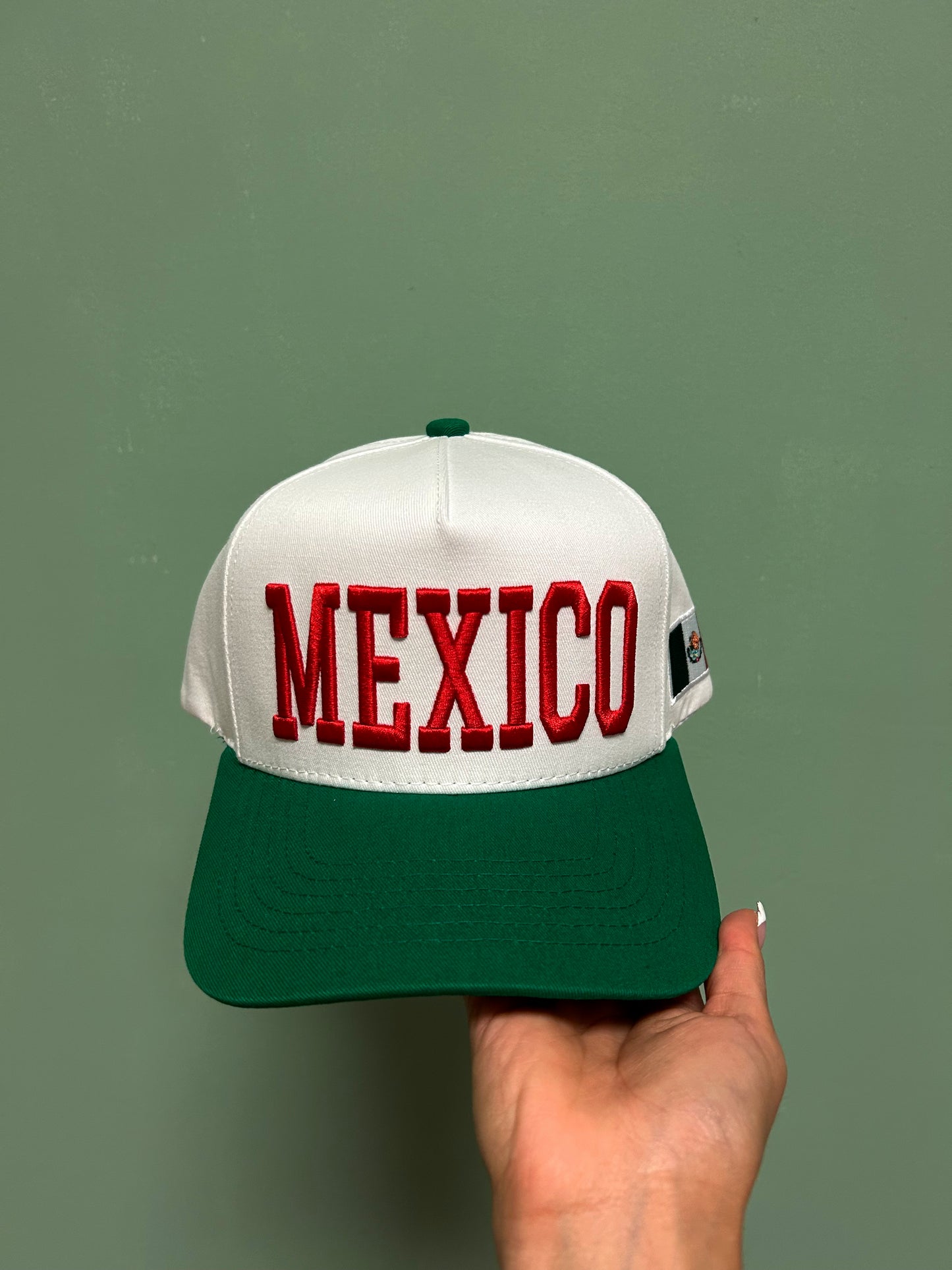 EL TRI FOREVER HAT (WHITE)