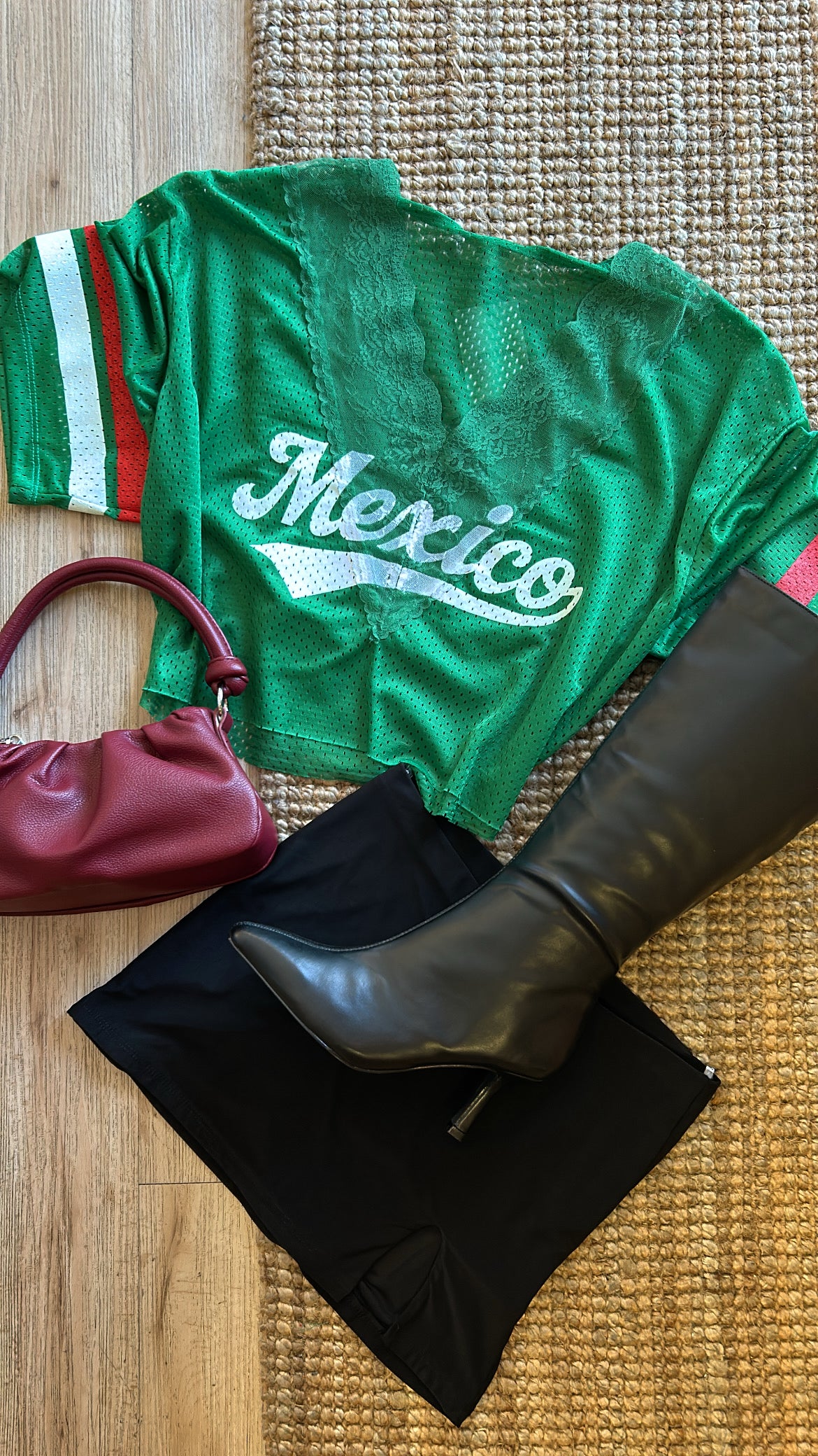 FAMILIA, FUTBOL, & MÉXICO  CROPPED JERSEY