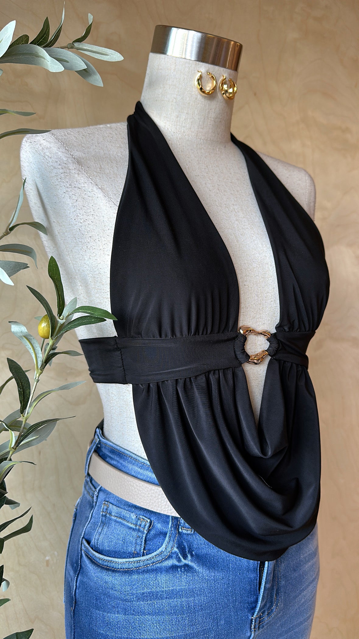 SPICING THINGS UP TOP BLACK