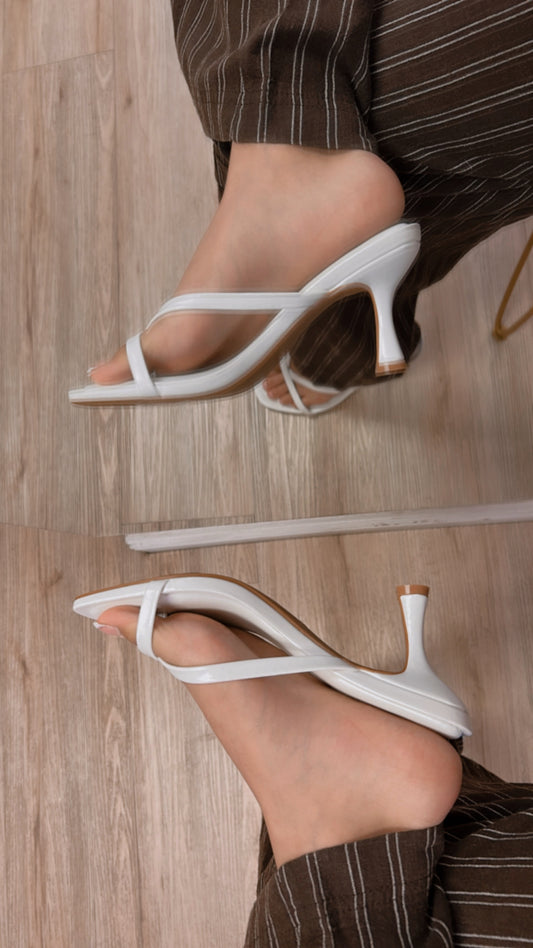 ABEILY MID HEEL SANDALS WHITE