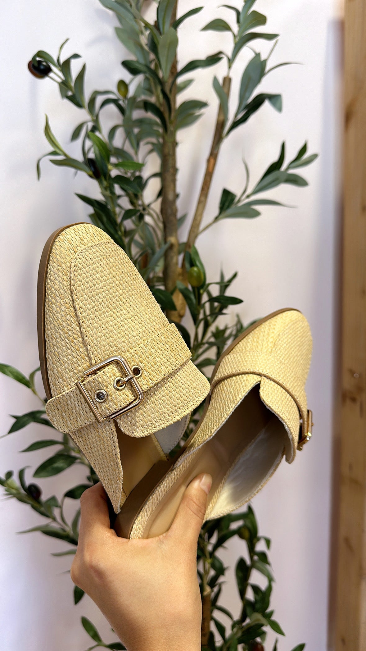 AMORA LOAFER MULES