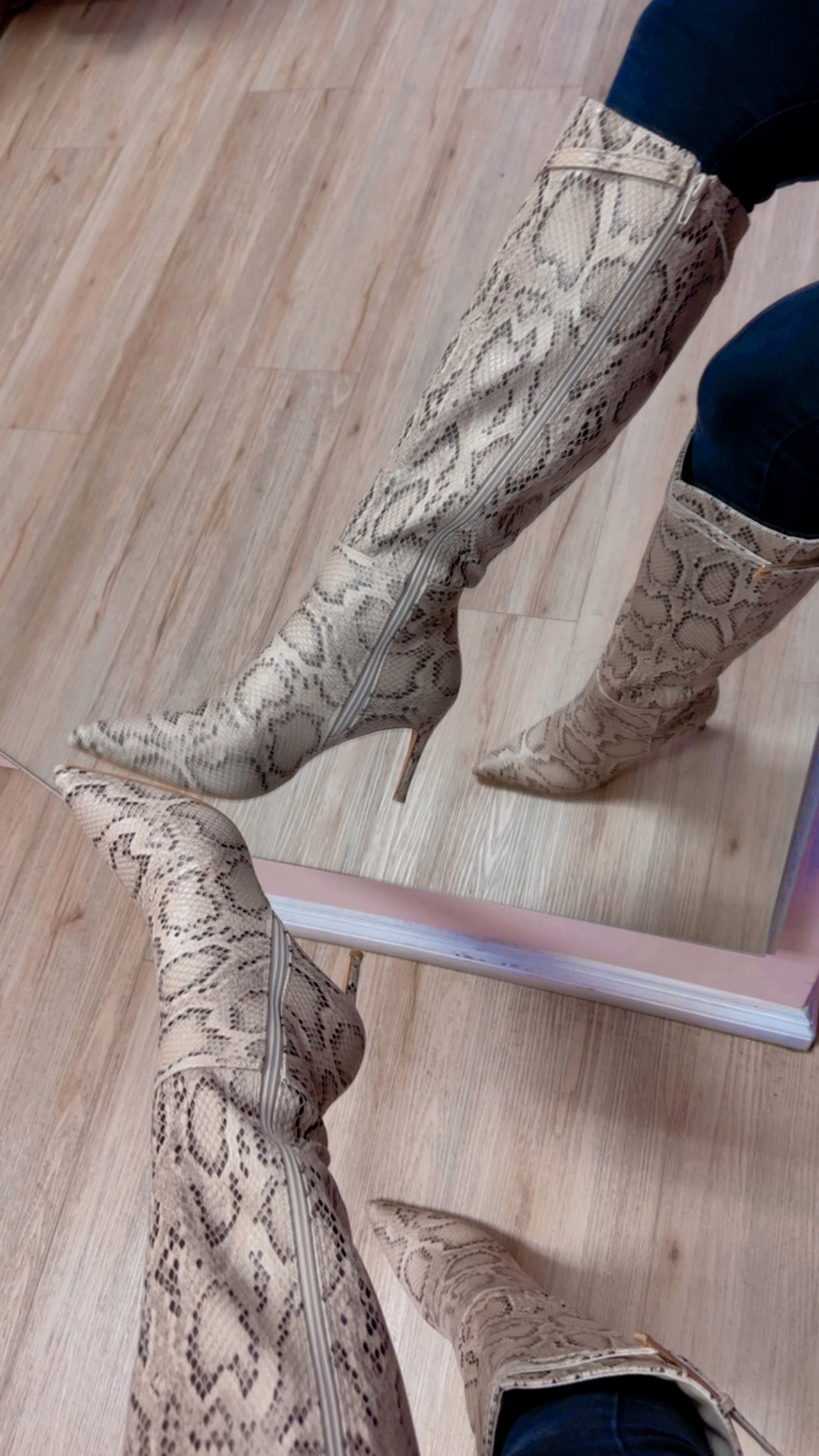 KIM POINTED TOE BOOTS