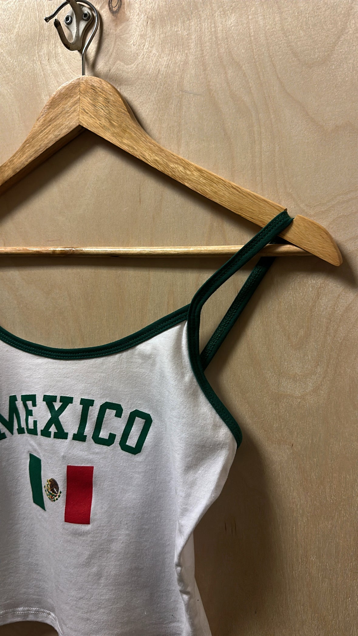 EL TRI CAMI TOP (WHITE/ HUNTER GREEN LINING)