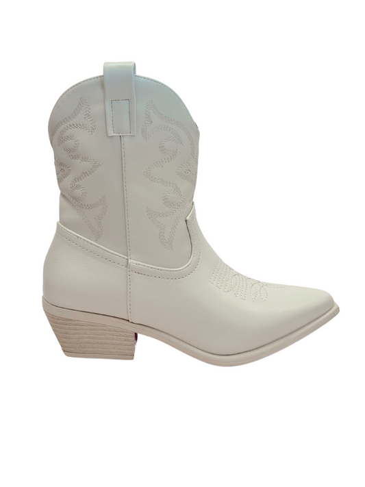 WESTERN BOOTIES VEGAN LEATHER