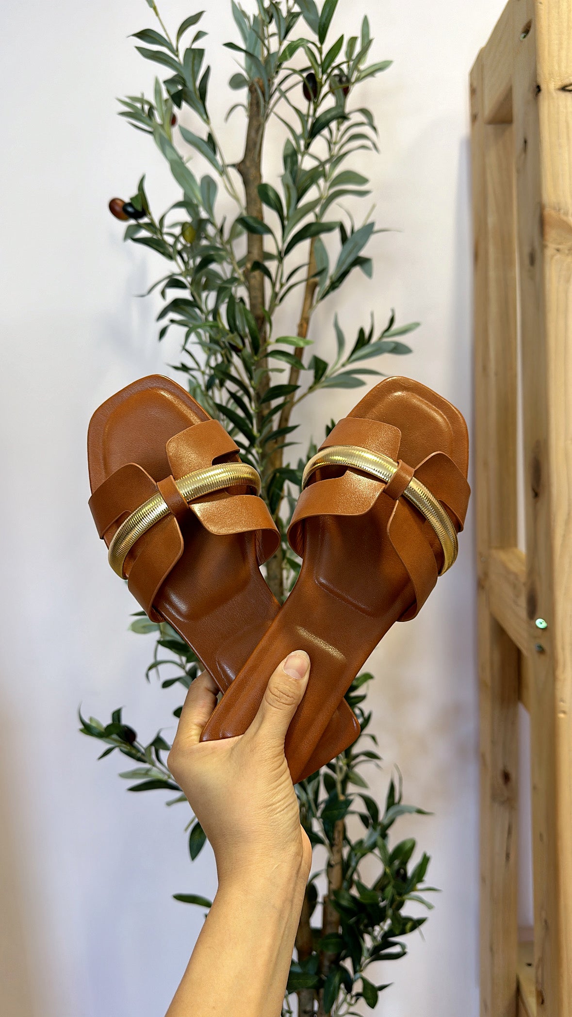 ATHENA GOLD RING H SANDALS