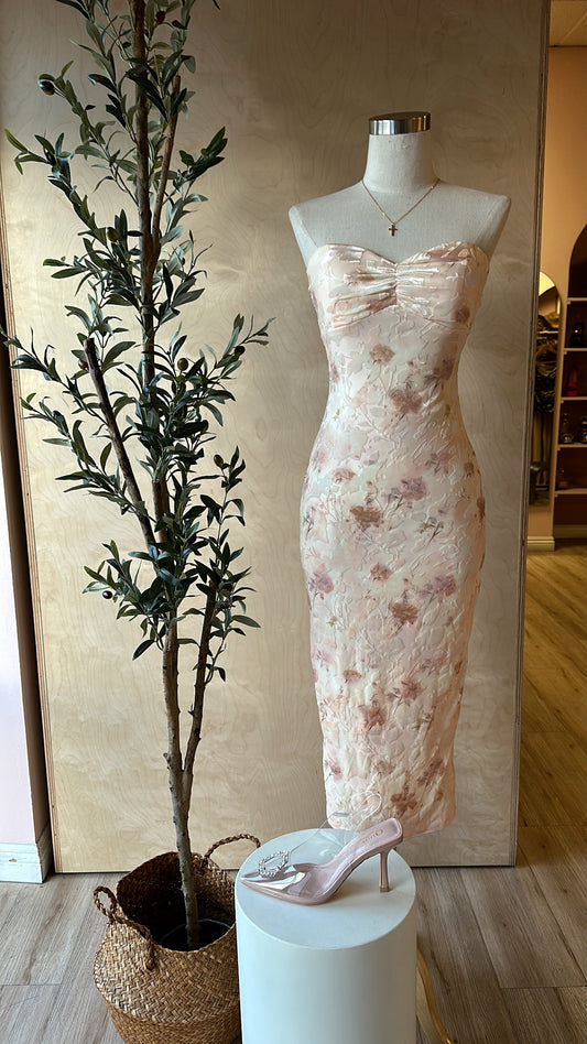 ROMANTIC GETAWAY DRESS