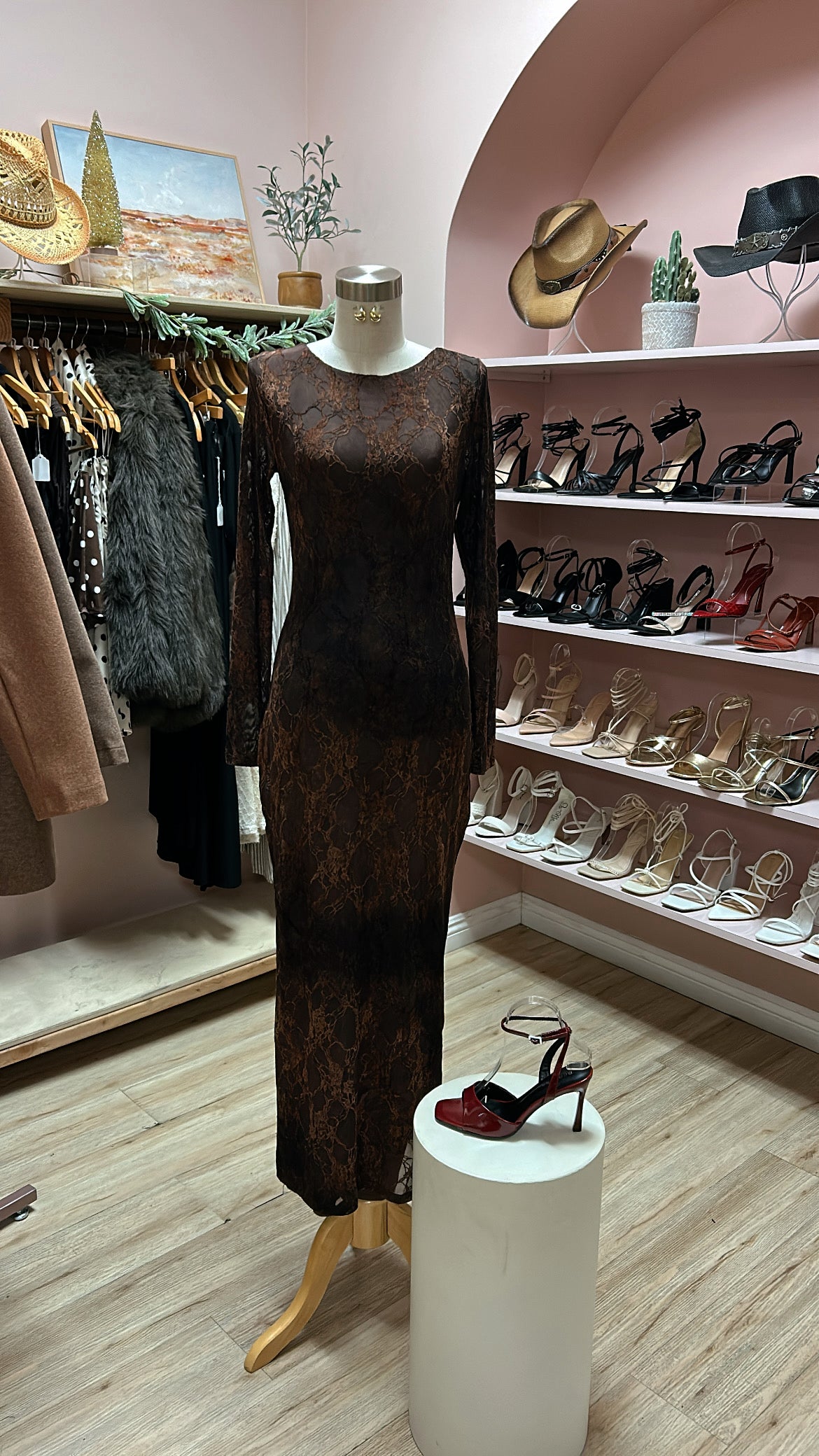 FESTIVE ELEGANCE MAXI