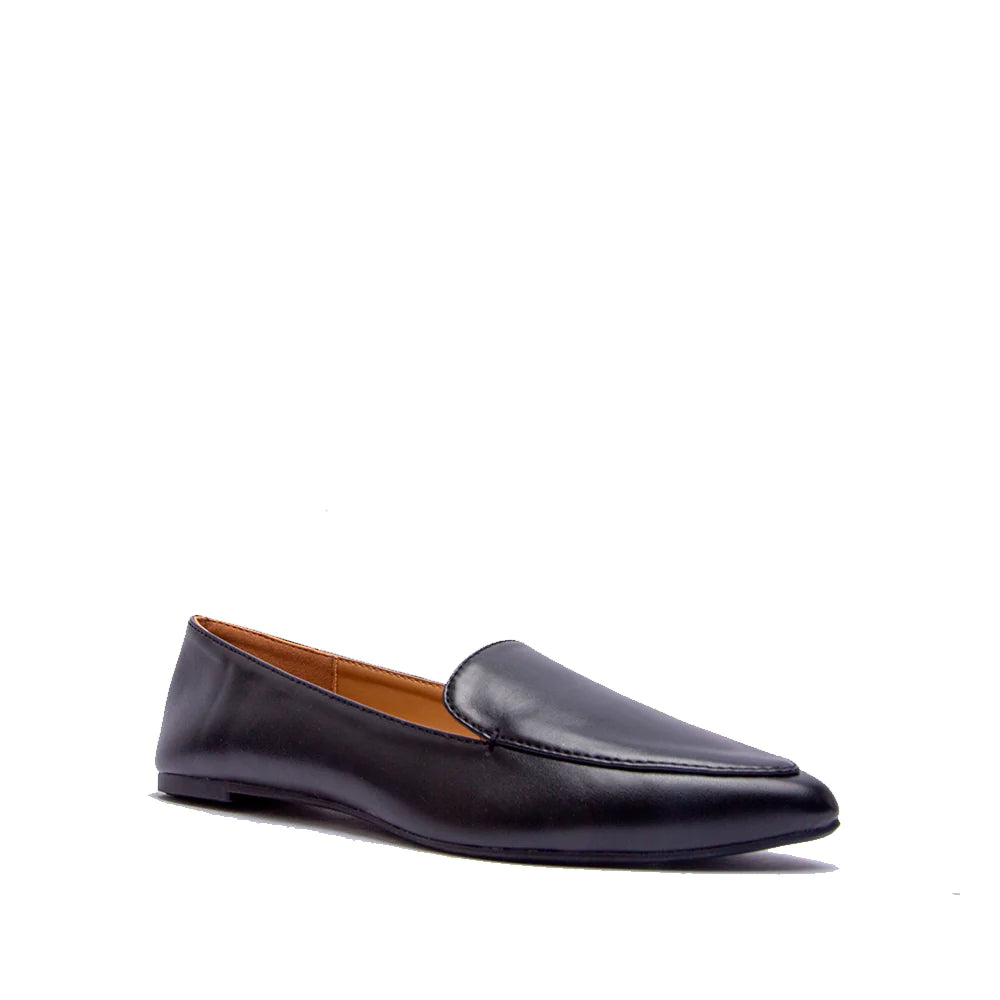 POINTED TOE LOAFERS