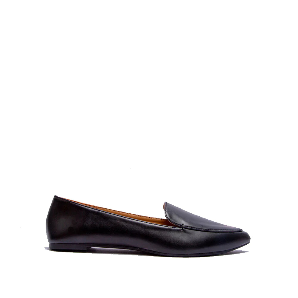 POINTED TOE LOAFERS