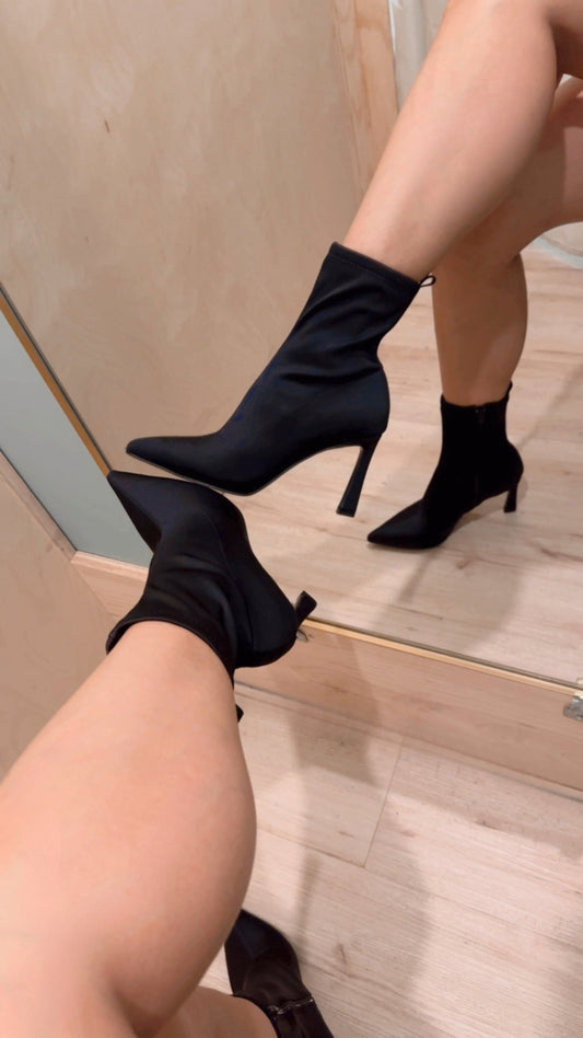 MARILYN POINTED TOE BOOTIES (LYCRA)