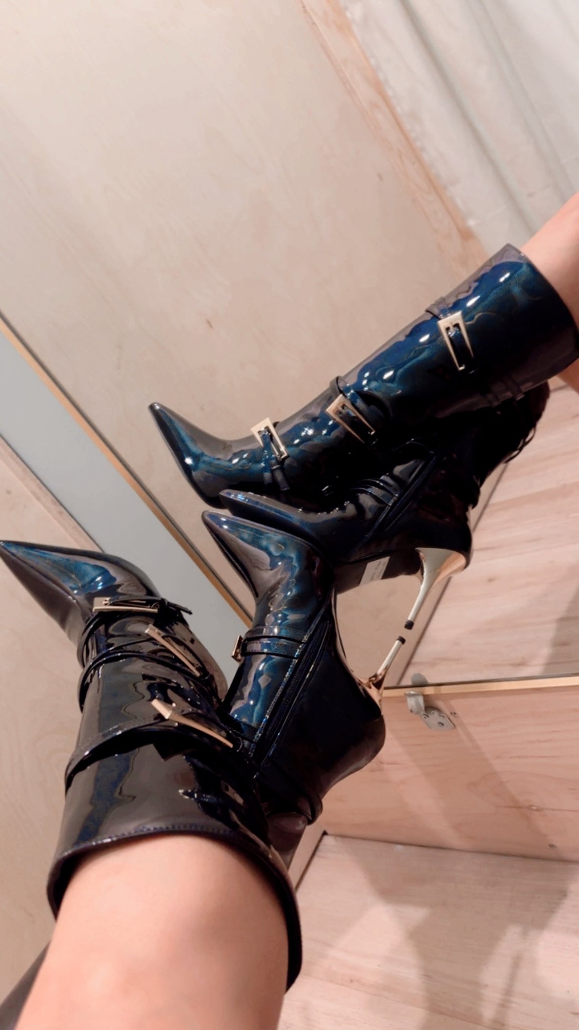 LIZETH MULTI BUCKLE BOOTS (BLACK)