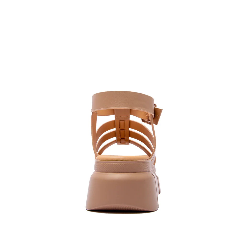 MINIMALIST FLATFORM SANDALS